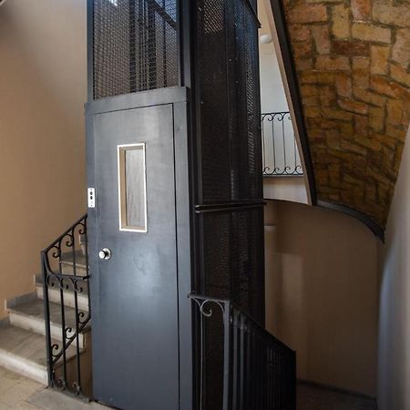 Newly Renovated Apartment By The Vatican Rome Luaran gambar